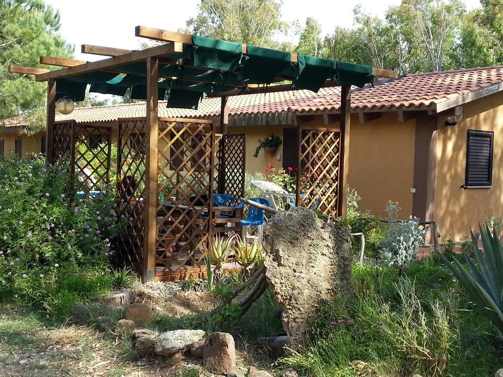 Tharros B&B San Giovanni di Sinis Eksteriør billede